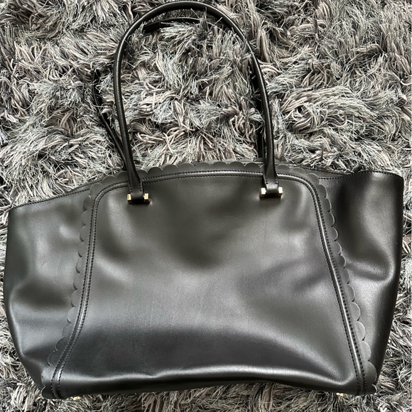 Kate Spade Black Leather Scalloped Tote - Picture 3 of 10